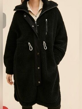 Varley Sherpa Jones Black Teddy Coat Jacket Size Small . Anthropologie.